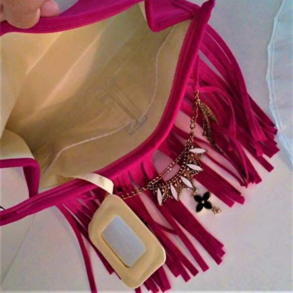 CROSSBODY Fringed Purse Fuscia Pink BOHEMIAN Beaded Chain Flower Charm Gypsy - Picture 5 of 11